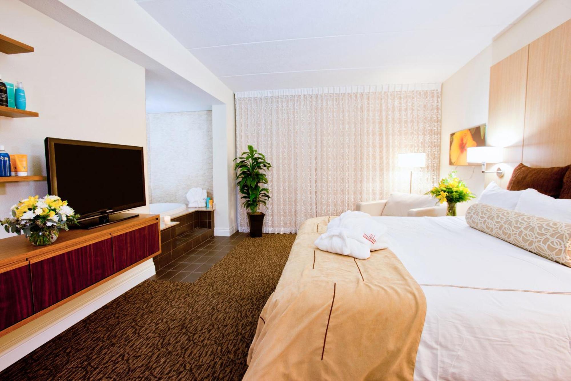 Enclave King Spa Suite,1584500859:JPEG